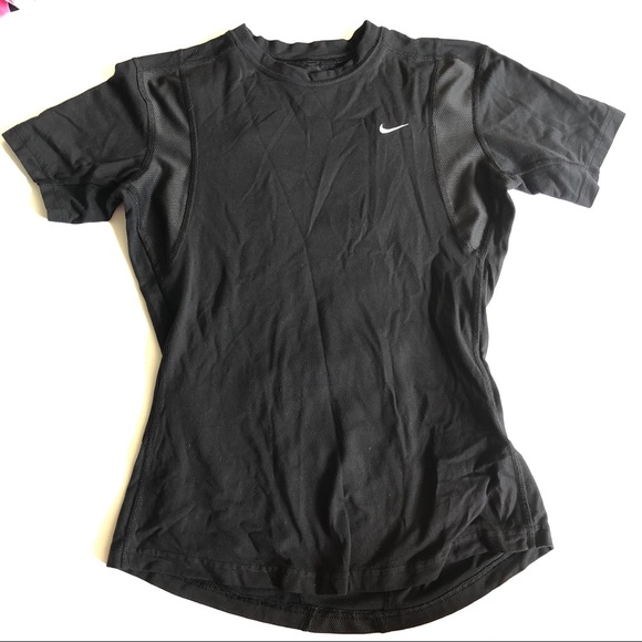 Nike Tops - Nike athletic top